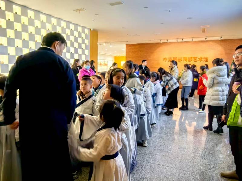 文化赋能：锡林郭勒盟魔创文旅挖掘城市文化资源的实践探索